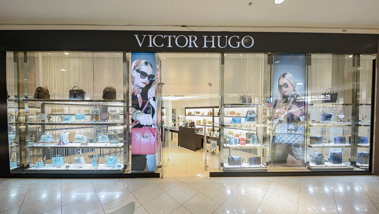 VICTOR HUGO