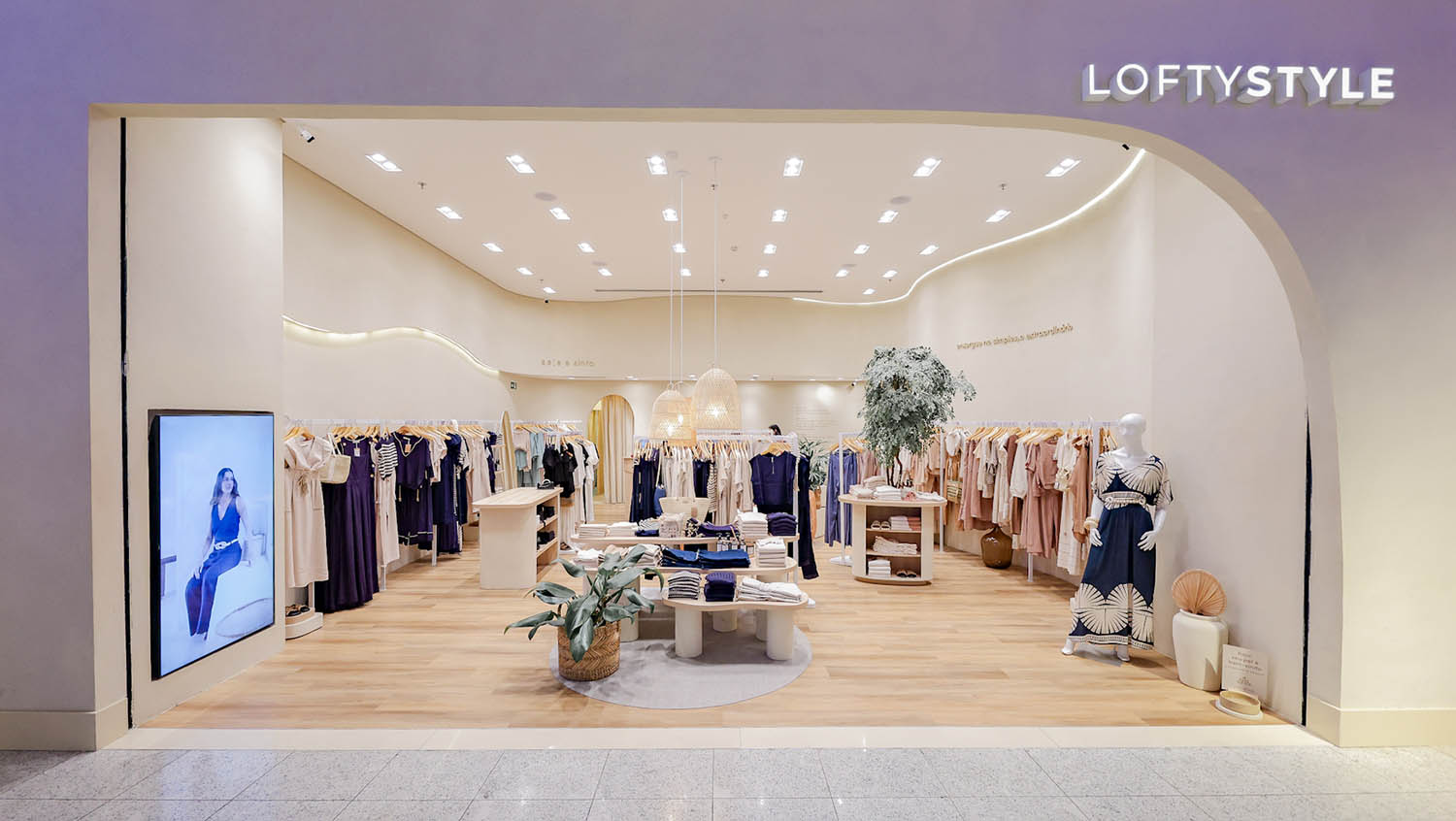 LOFTY STYLE